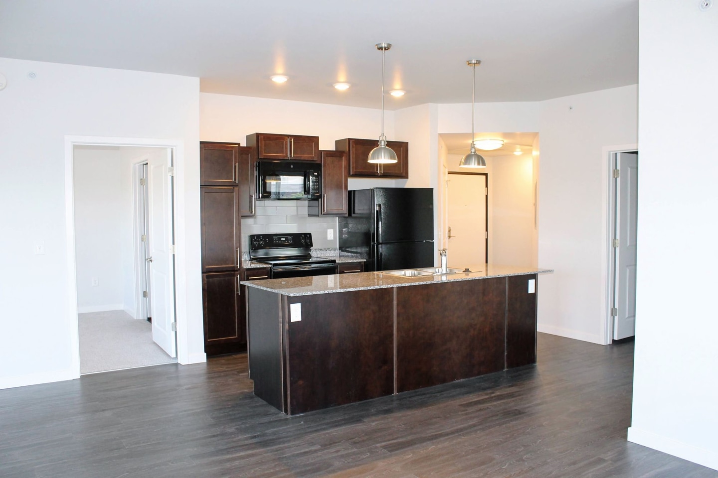 Metro Place Apartments Image 18