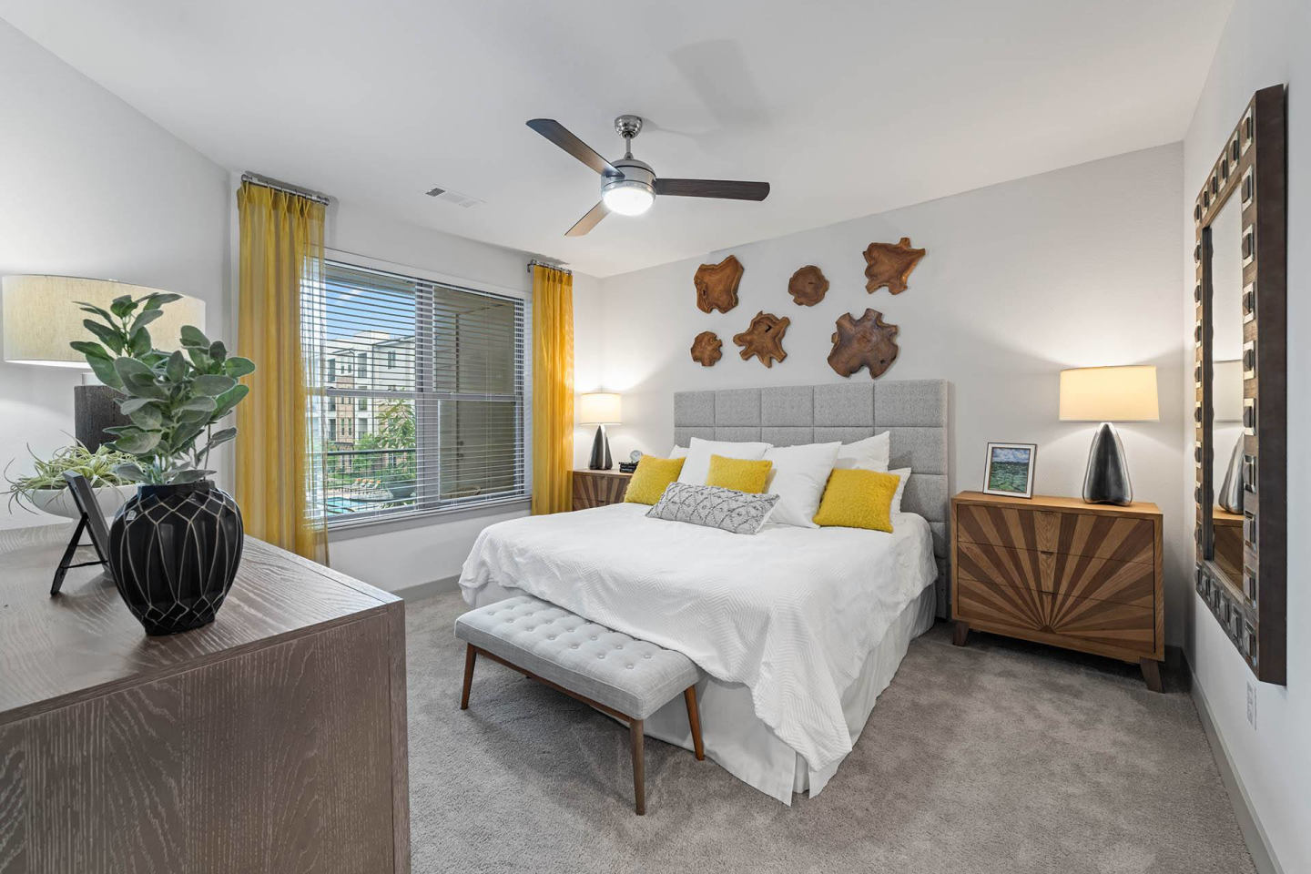 Knox at Metrocenter Image 27