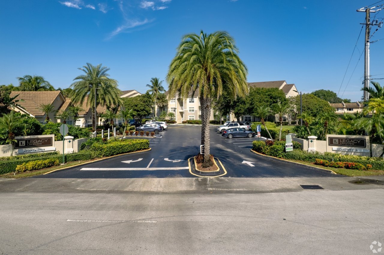 Legacy Lakeview Image 2