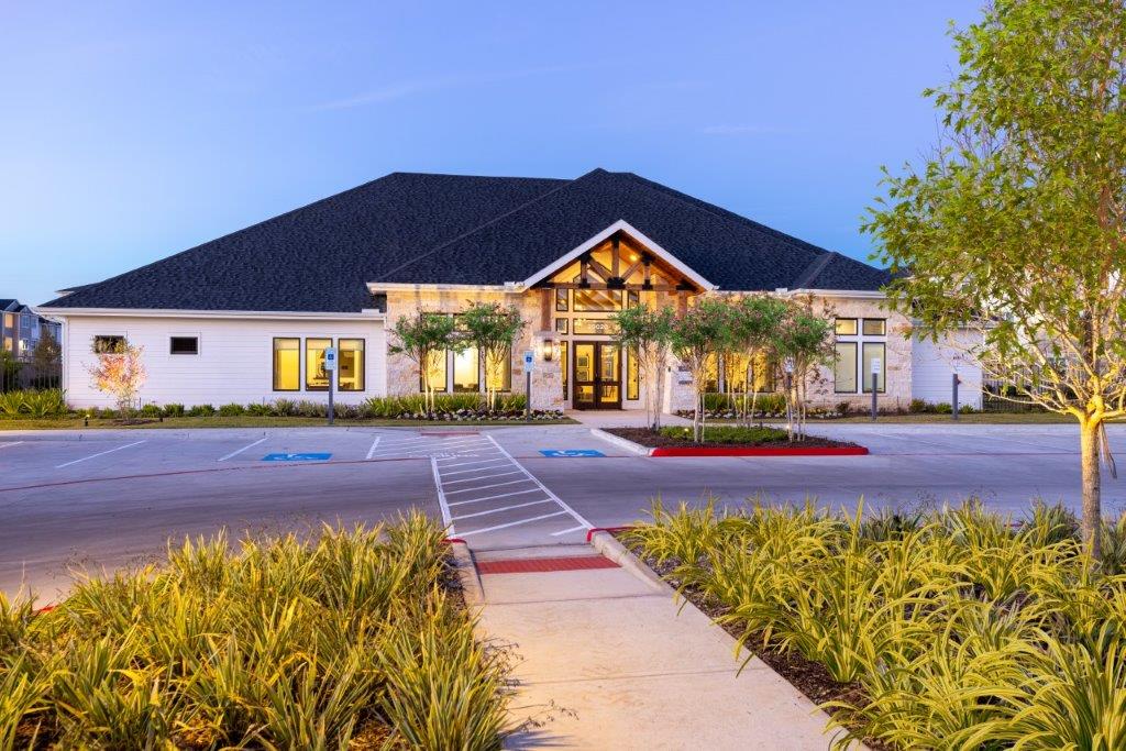 Allora Cinco Ranch Image 20