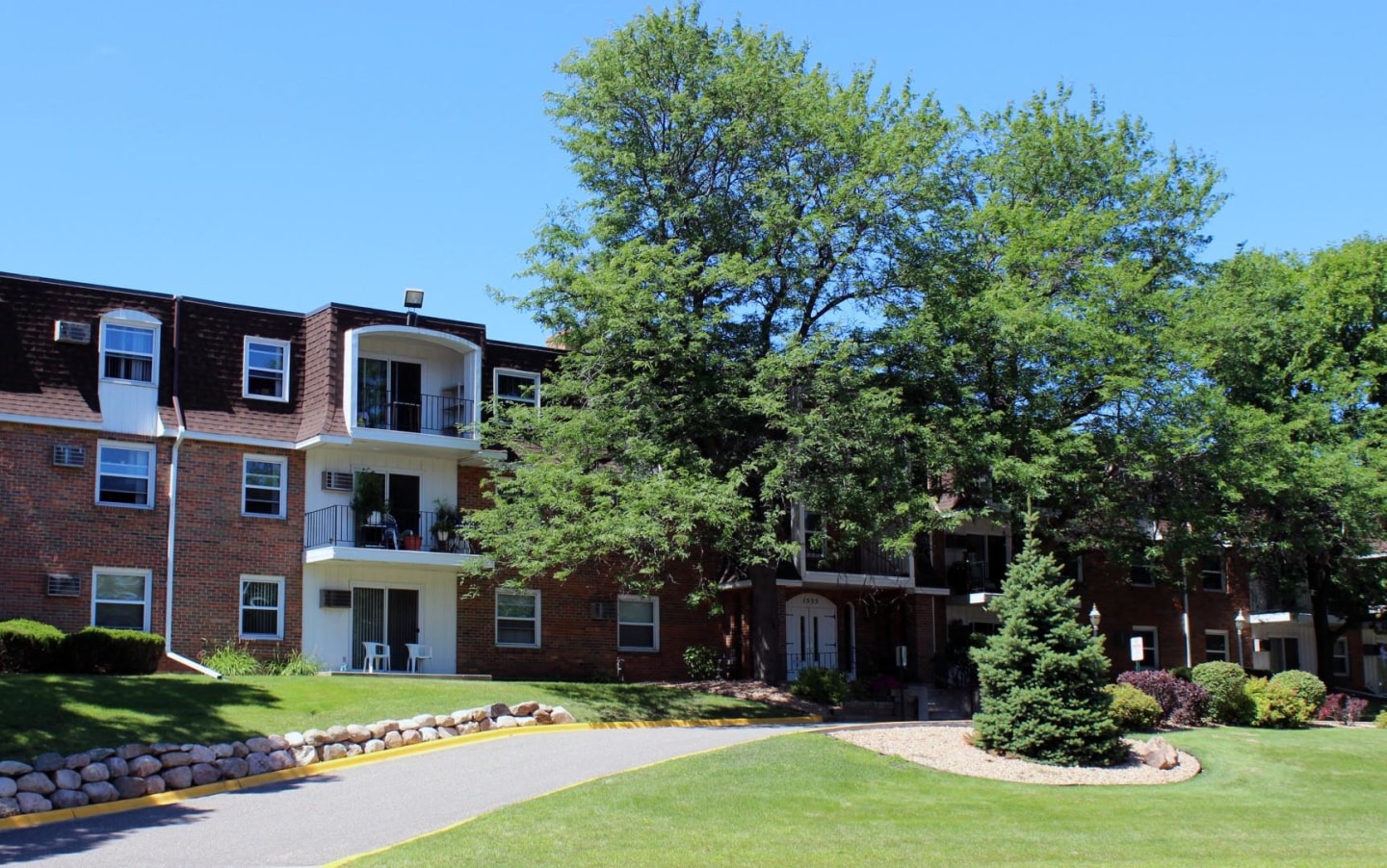 Chateau Carmel Image 9