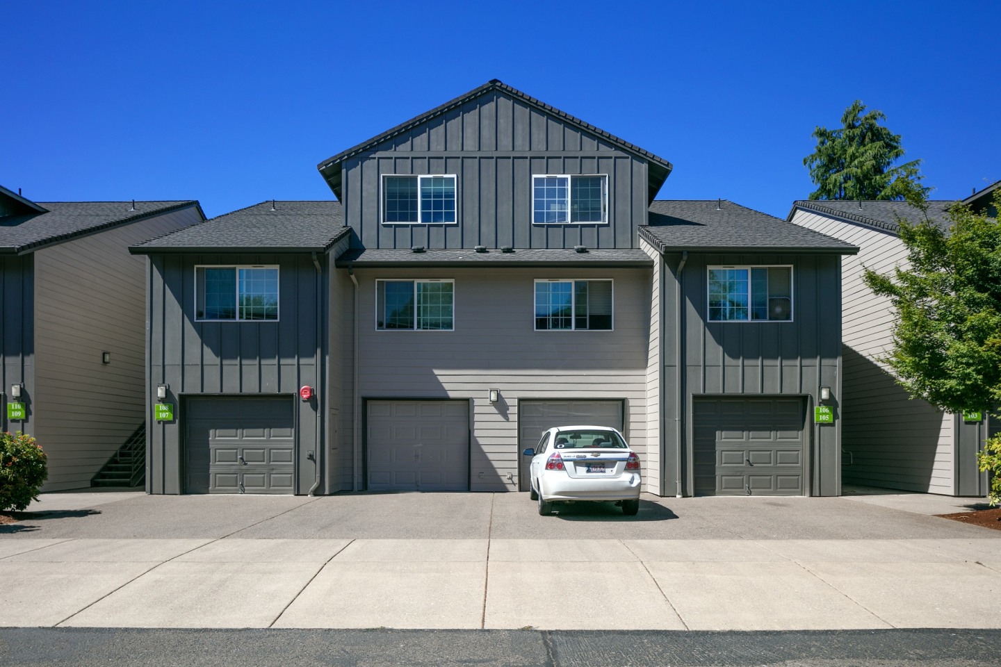 River Terrace Apartments Image 1