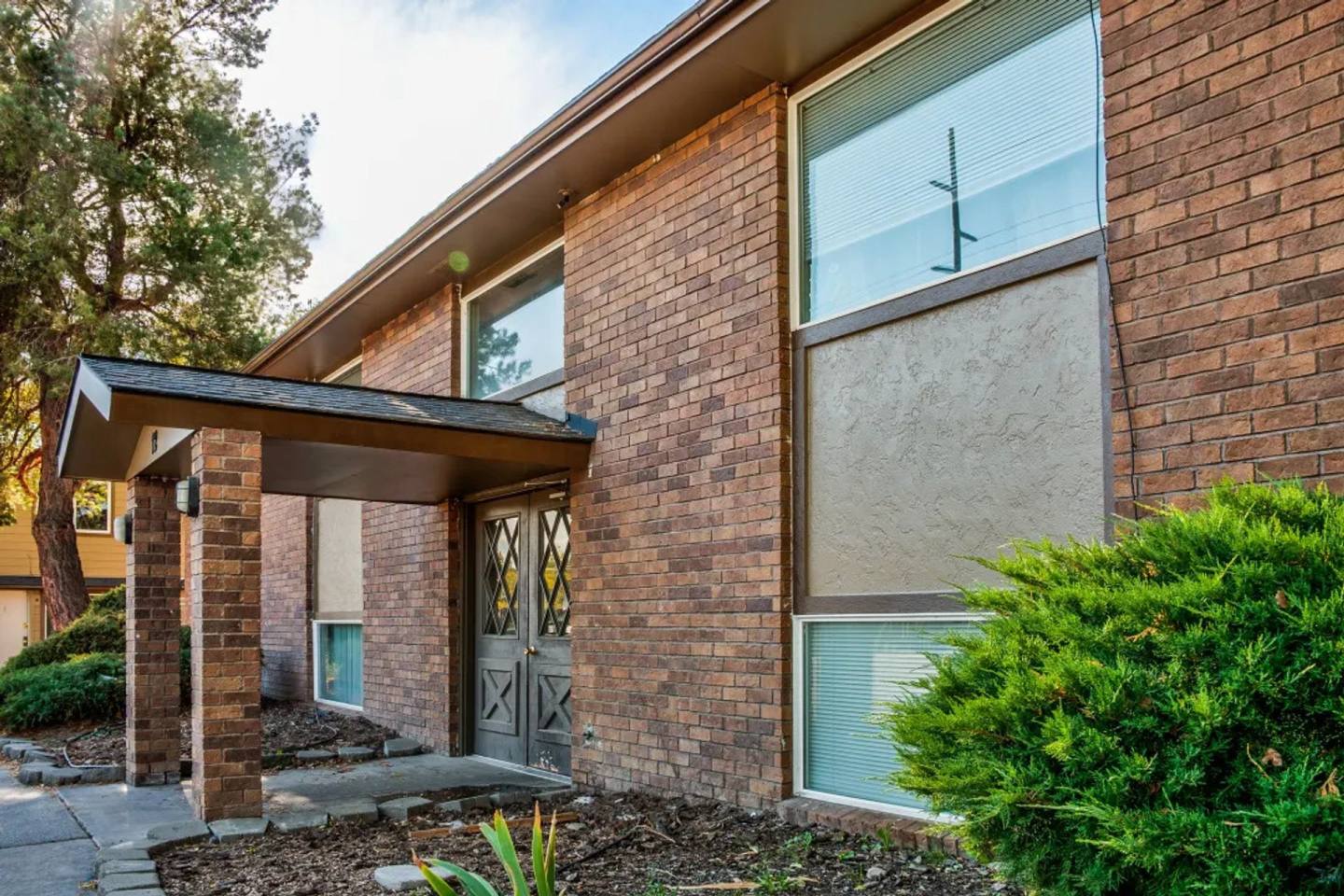 Morain Estates Image 4