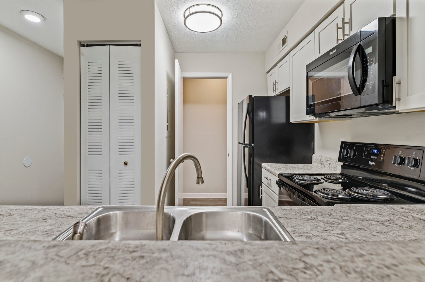 Chimney Top Apartments Image 7
