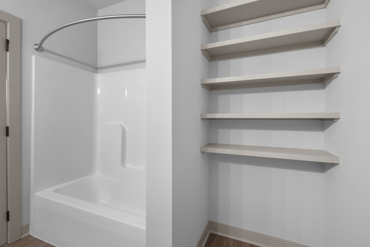 Allure Apartments Image 8