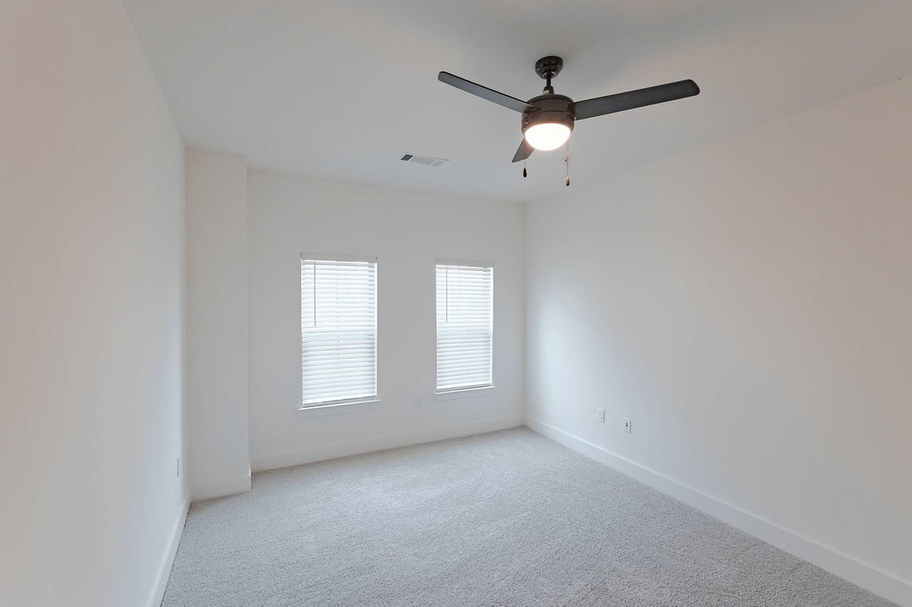 Botanic Luxury Apartments Image 32