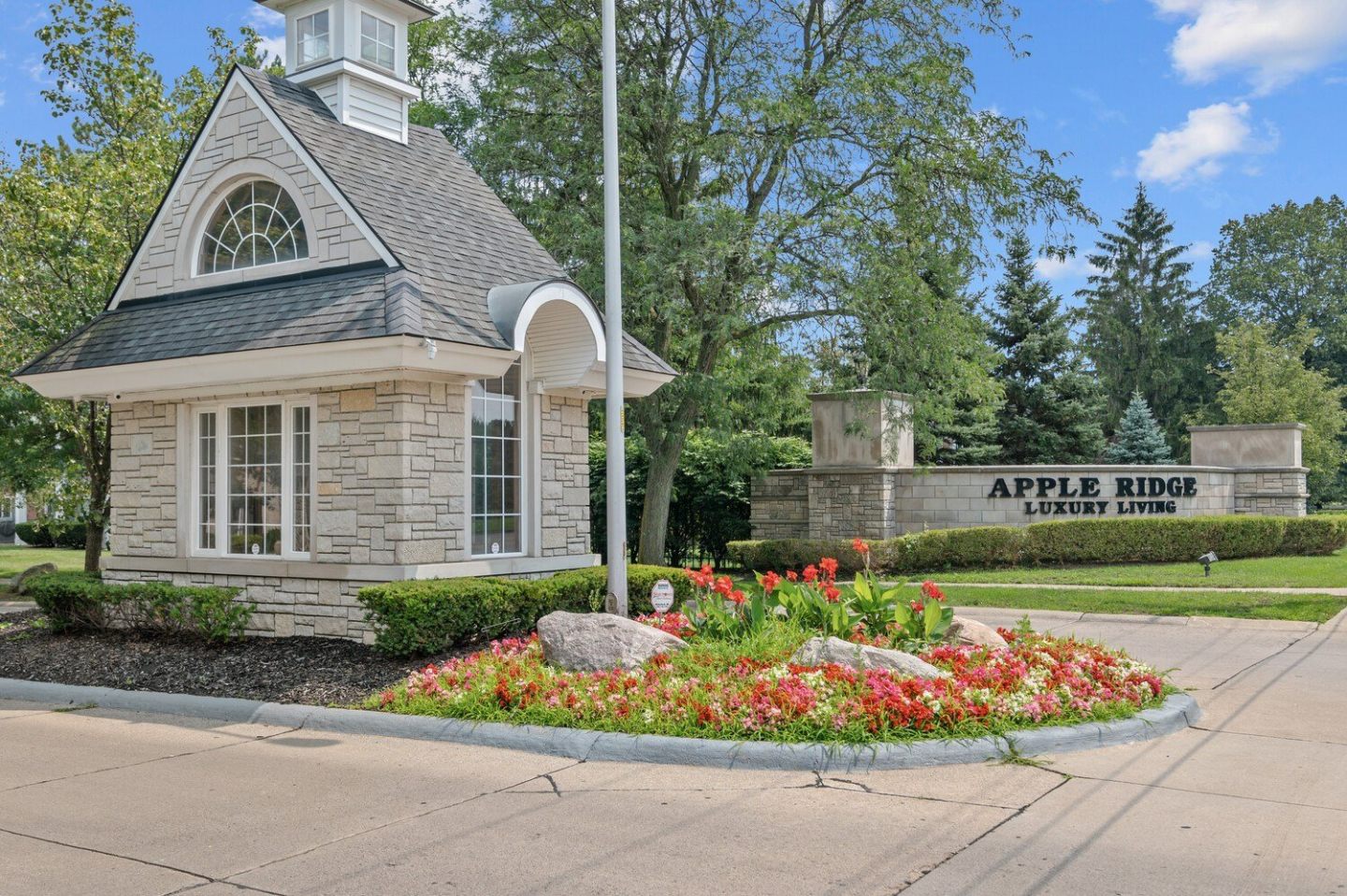 Apple Ridge Image 34