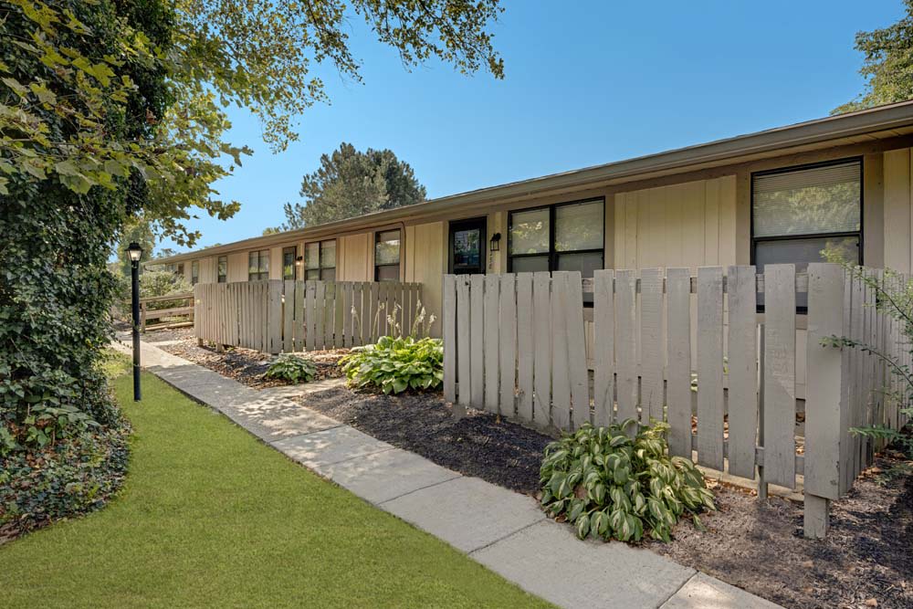 Greenglen Apartments Image 3