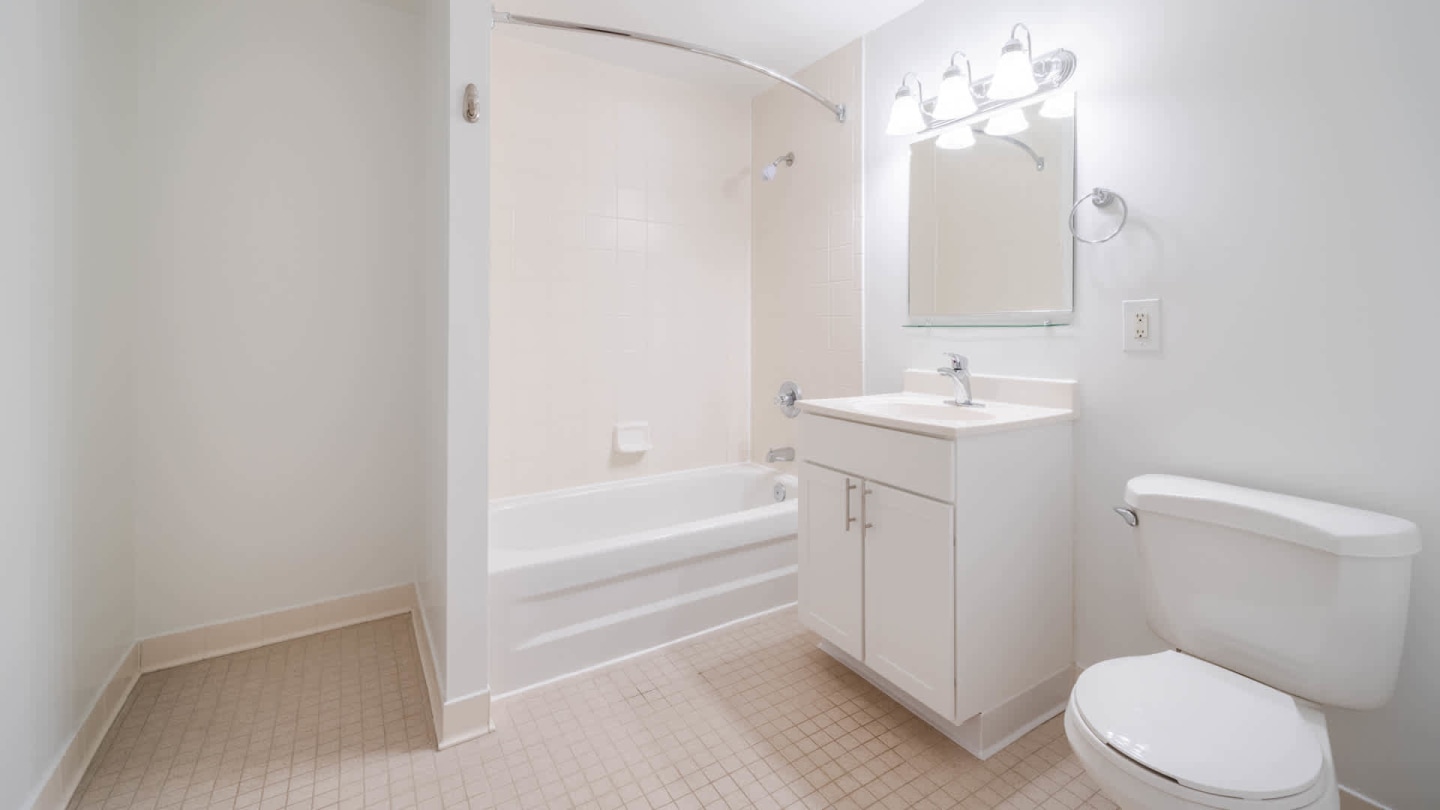 Portside Towers Image 22