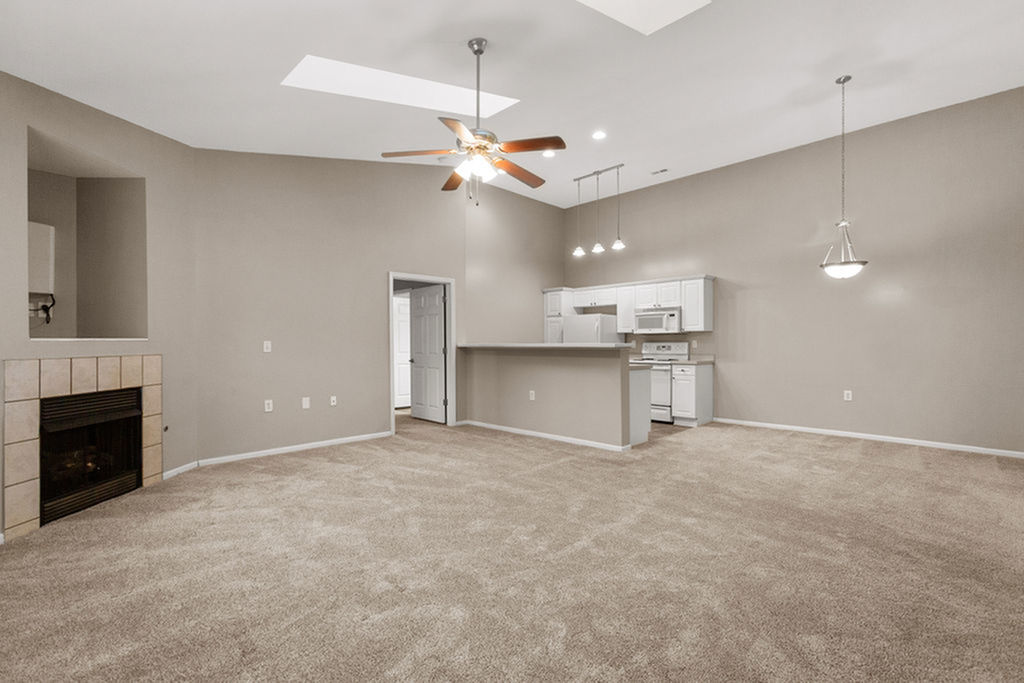 Marble Cliff Commons Image 49