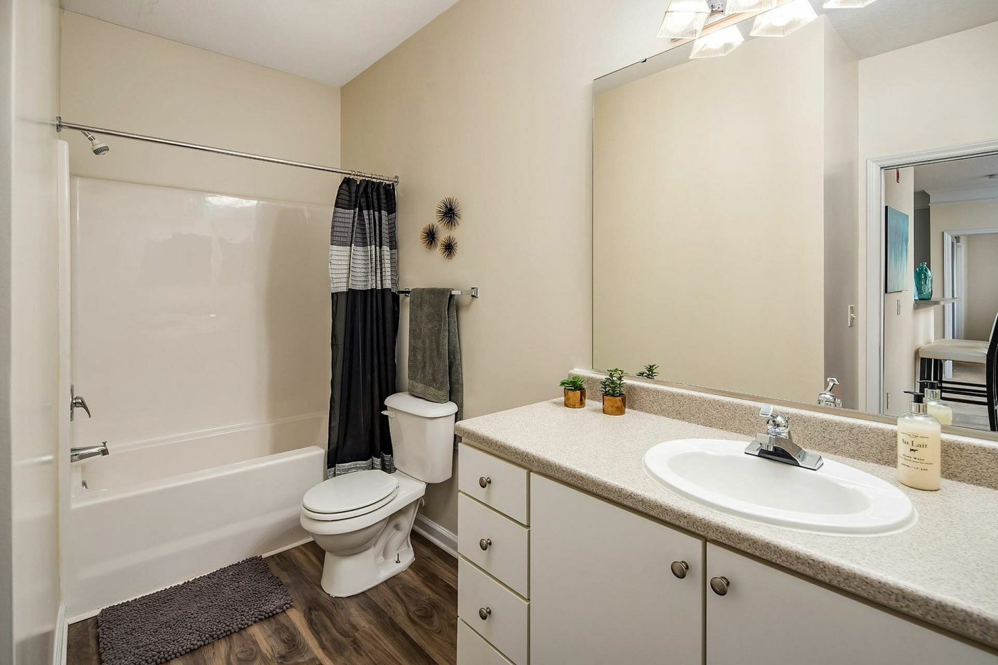 Abberly Woods Apartment Homes Image 41