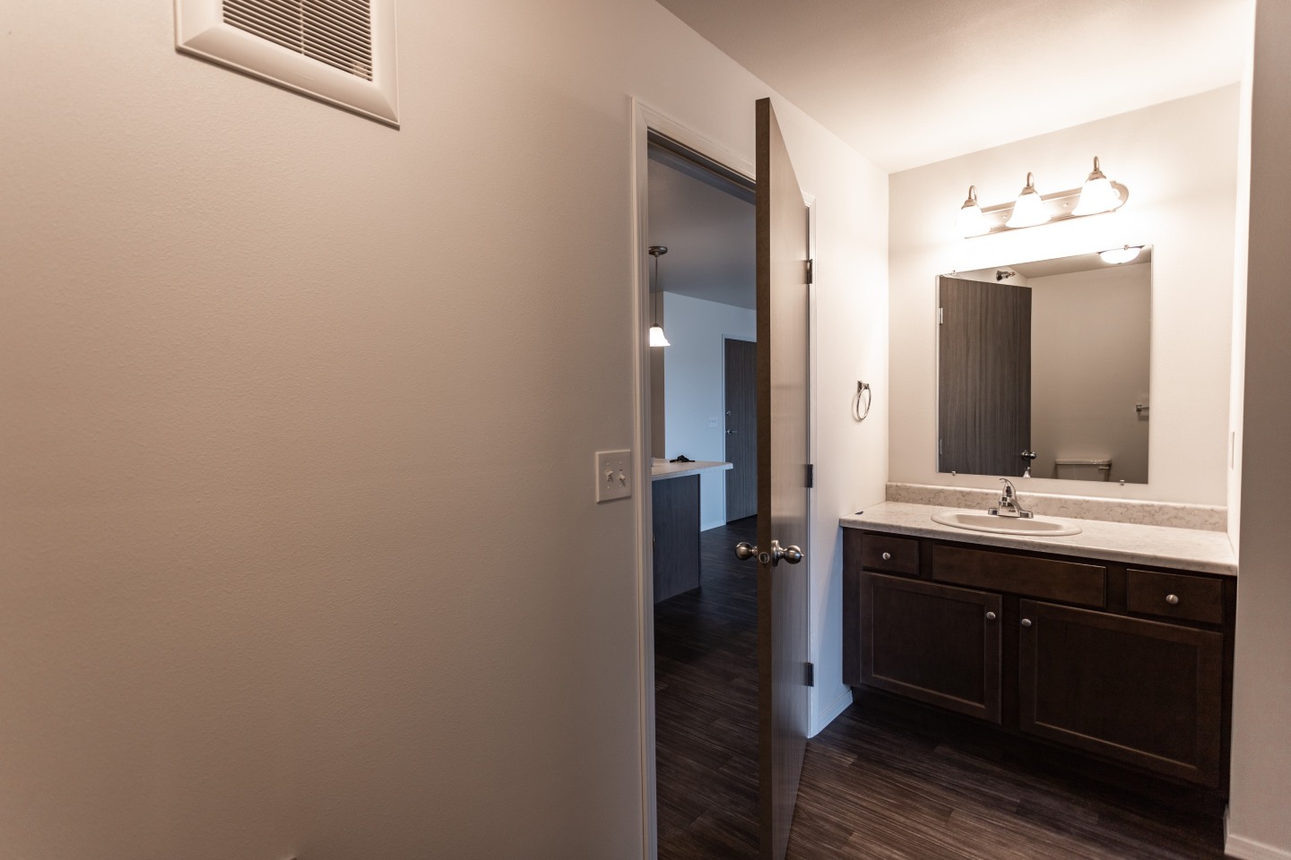 Lux North Image 20