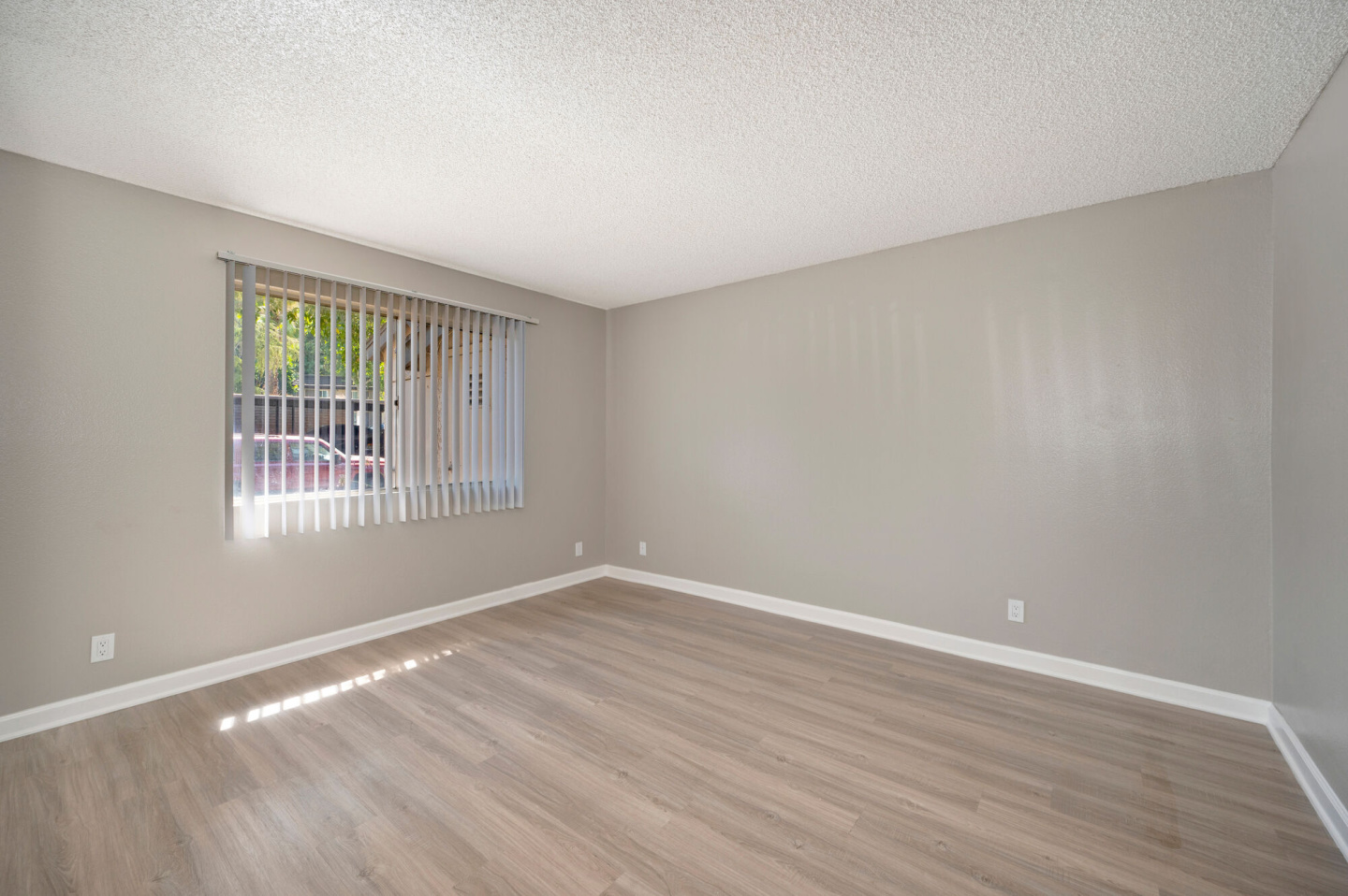 Pinewood Apartments Image 39