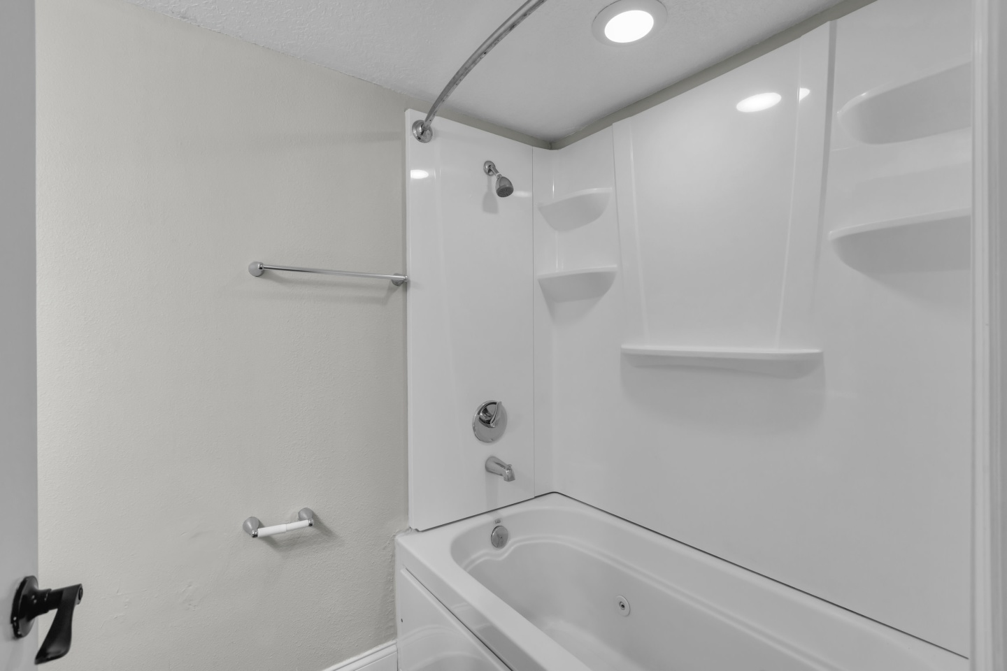 AVIA  Apartments at Reedy Creek Image 31
