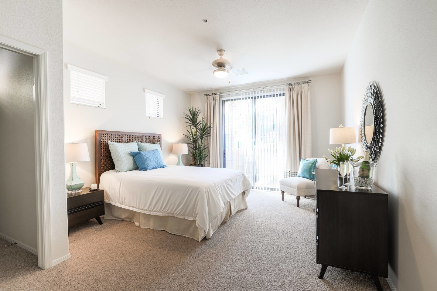 Liv Ahwatukee Image 1