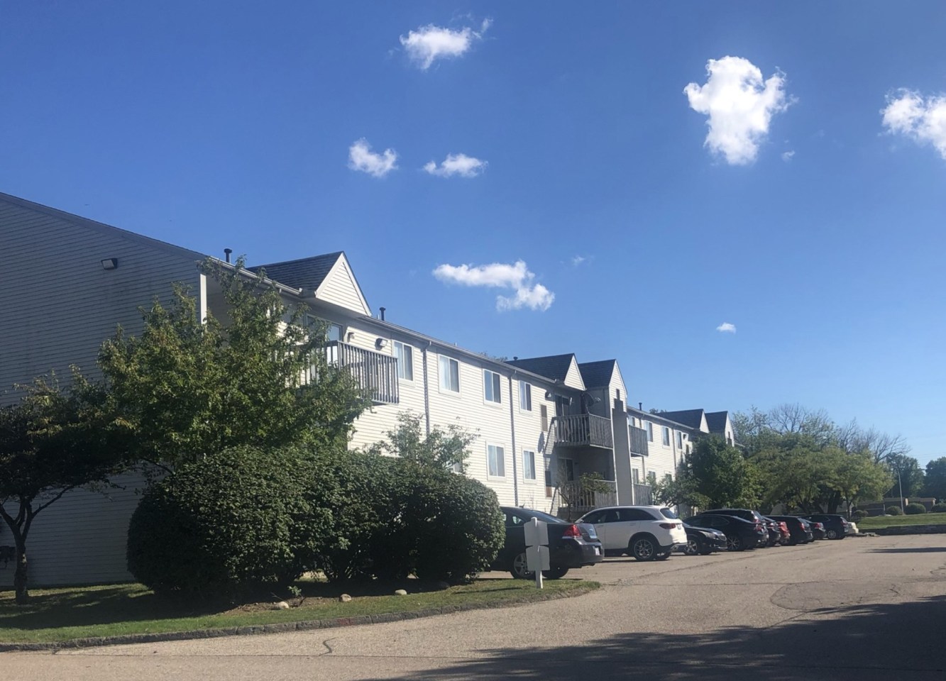 Greyberry Apartments Image 2