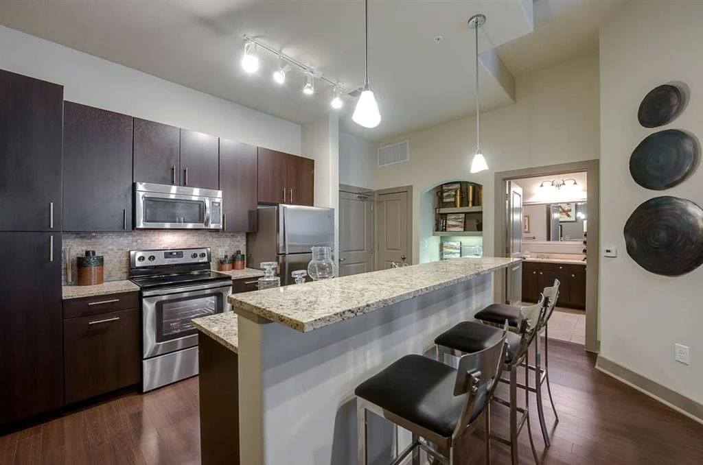 Cityplace Heights Image 1