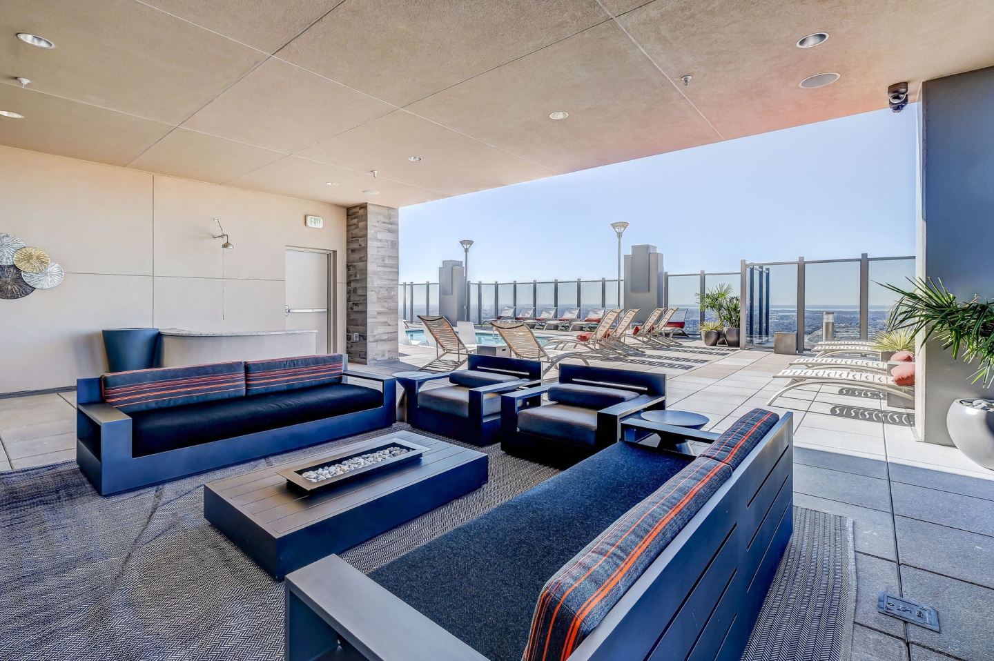 Skyhouse Frisco Station Image 33