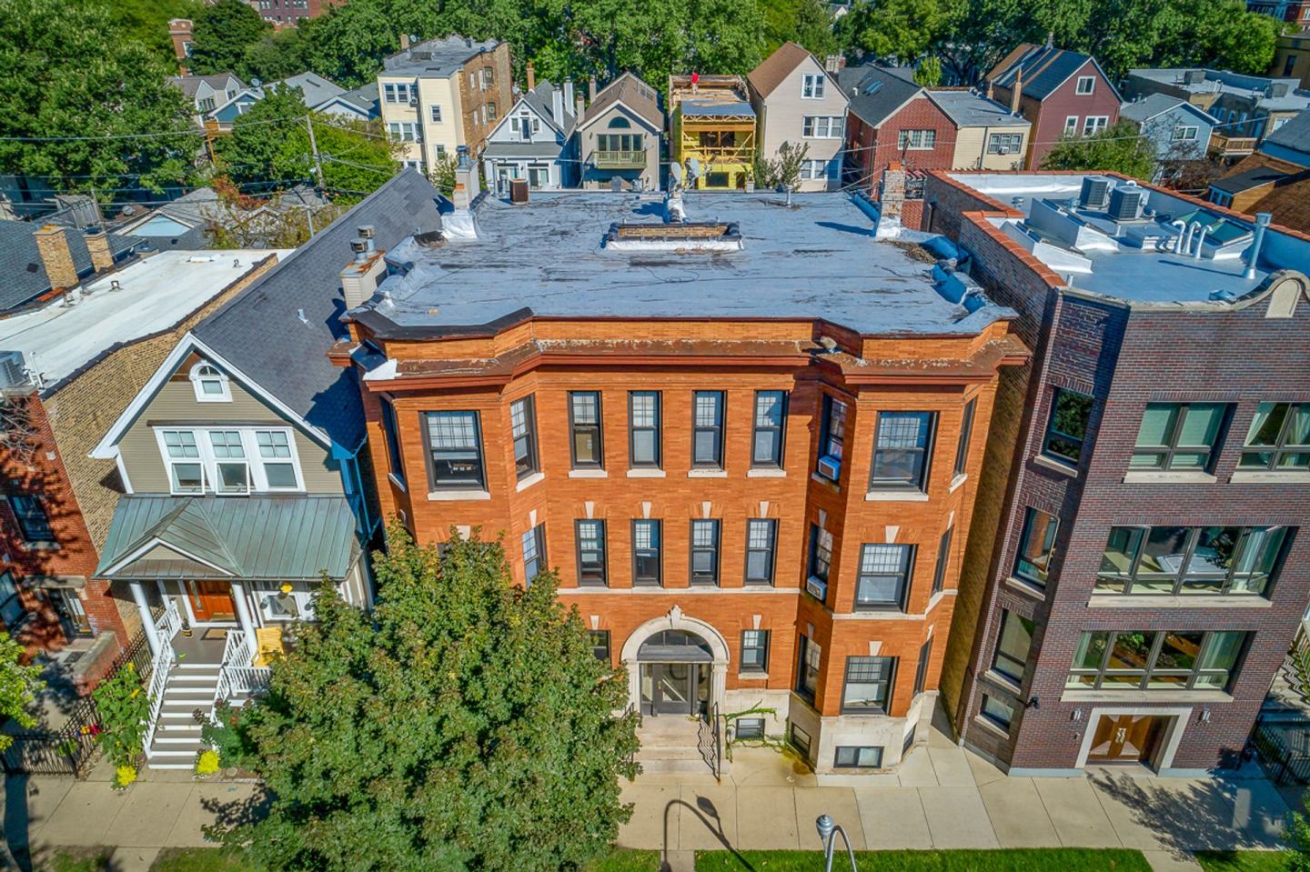 3637-39 N Paulina Image 2