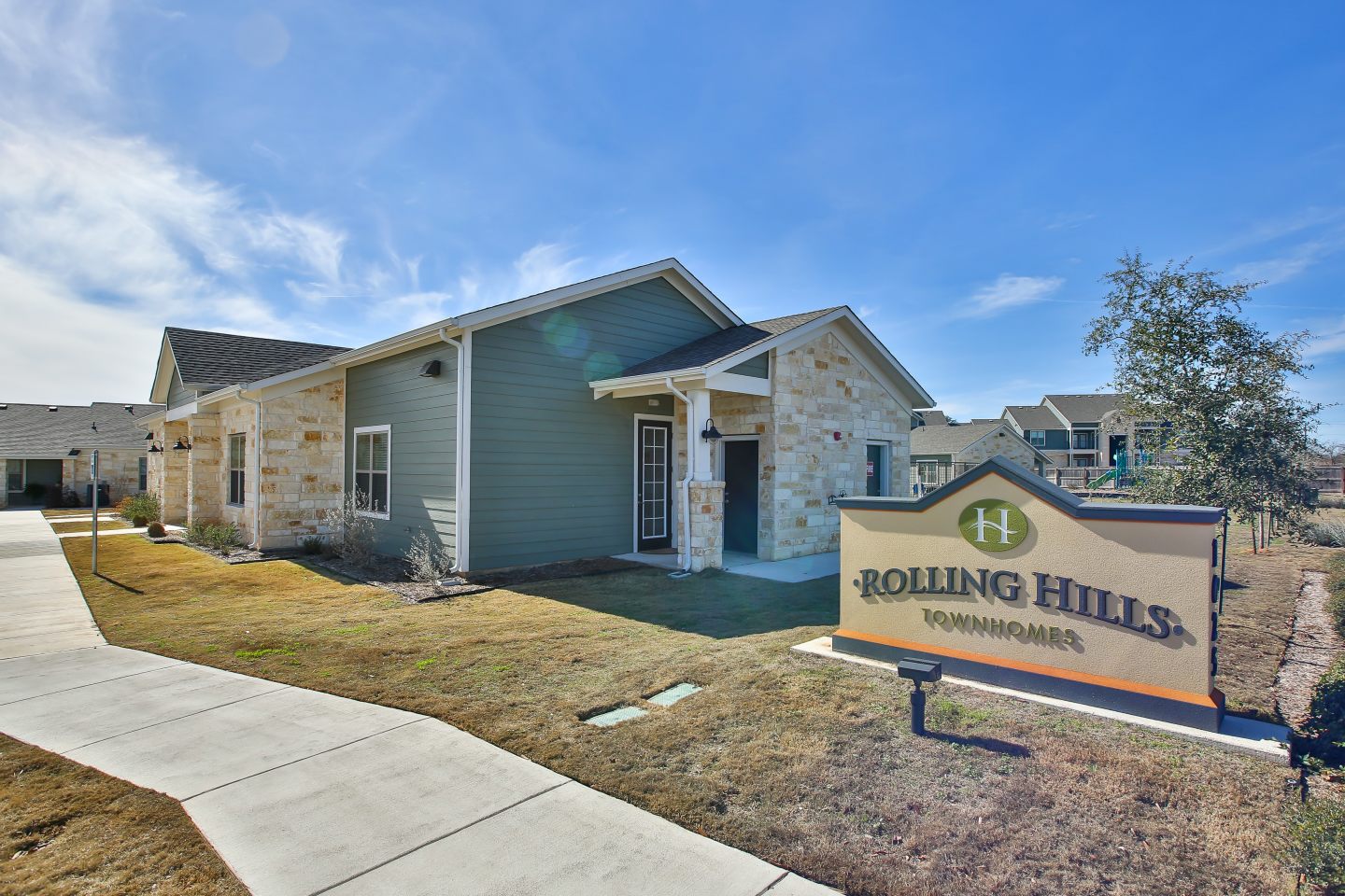 Rolling Hills Townhomes Image 27