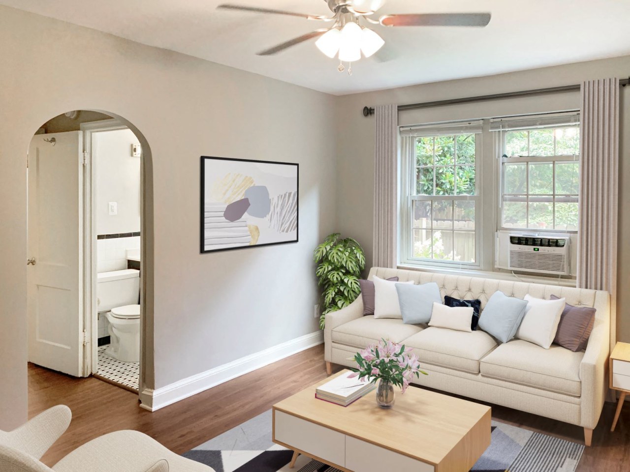 2231 Ontario Image 3