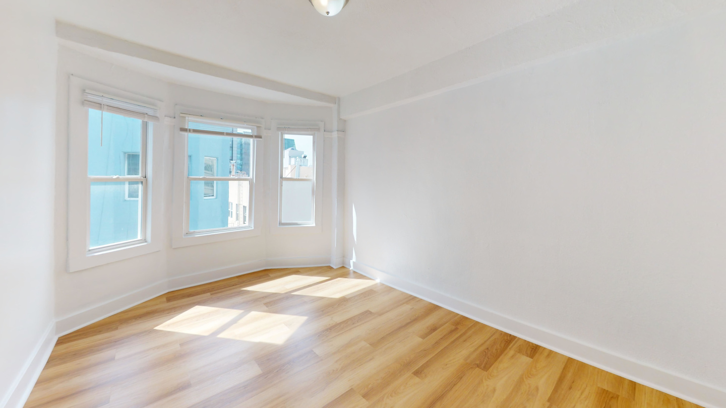 665 Eddy St Image 13