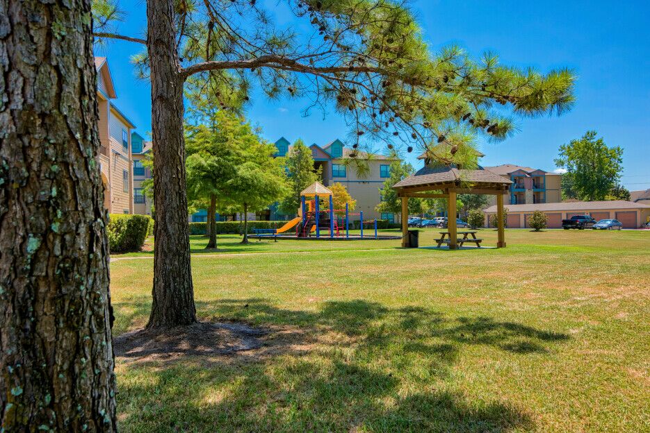 Lake Forest Image 14