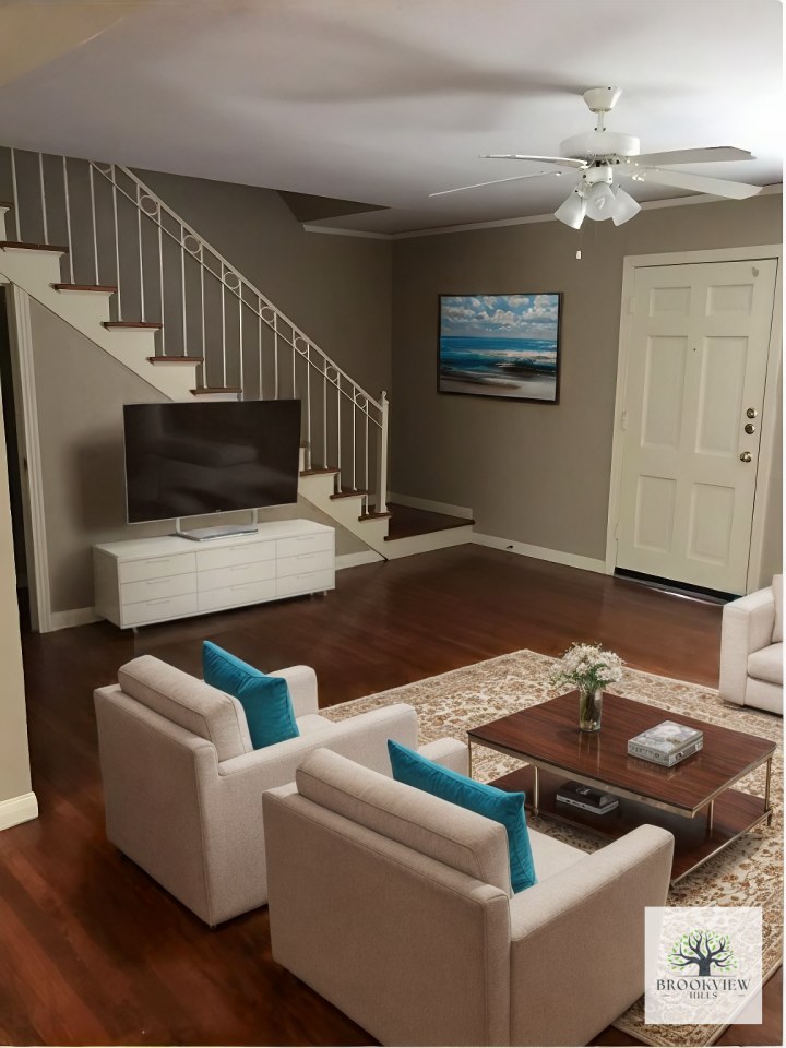 Brookview Hills Apartments and Townhomes Image 4