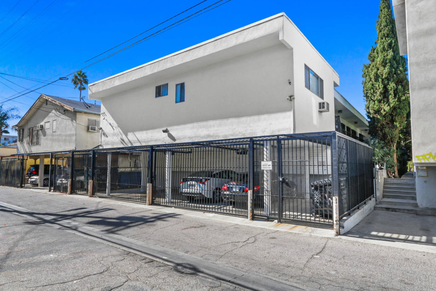 514 N. Hayworth Ave Image 3