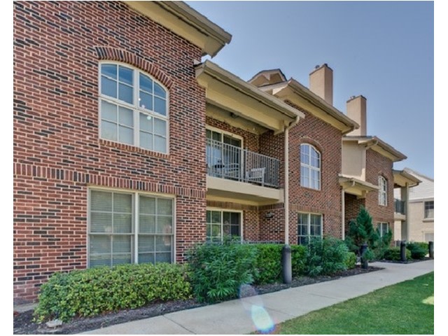 McFarlin Place Apartments Image 7
