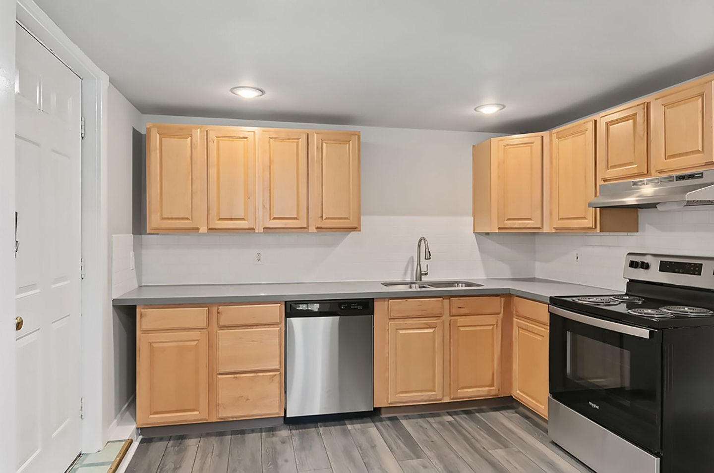 Farrah Apartments Image 1