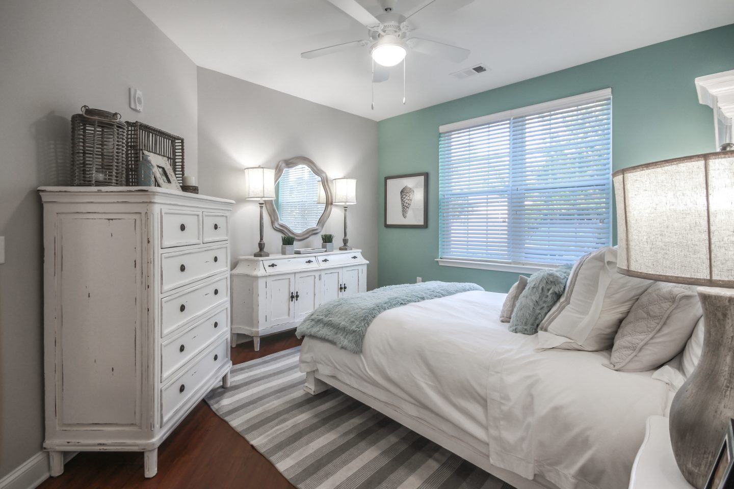 Sweetwater Waterfront Apartment Homes Image 31