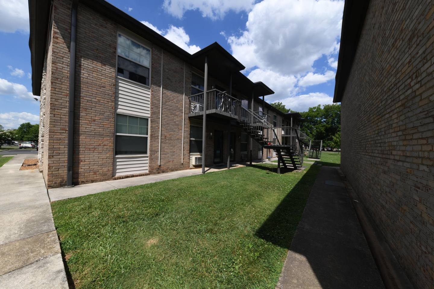Condos at the Villager Image 38