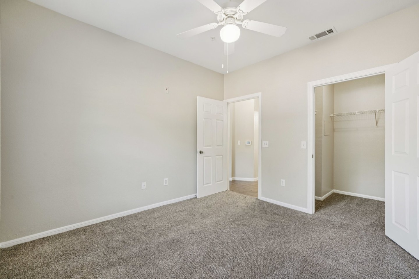 Vistas of Vance Jackson Apartments Image 11