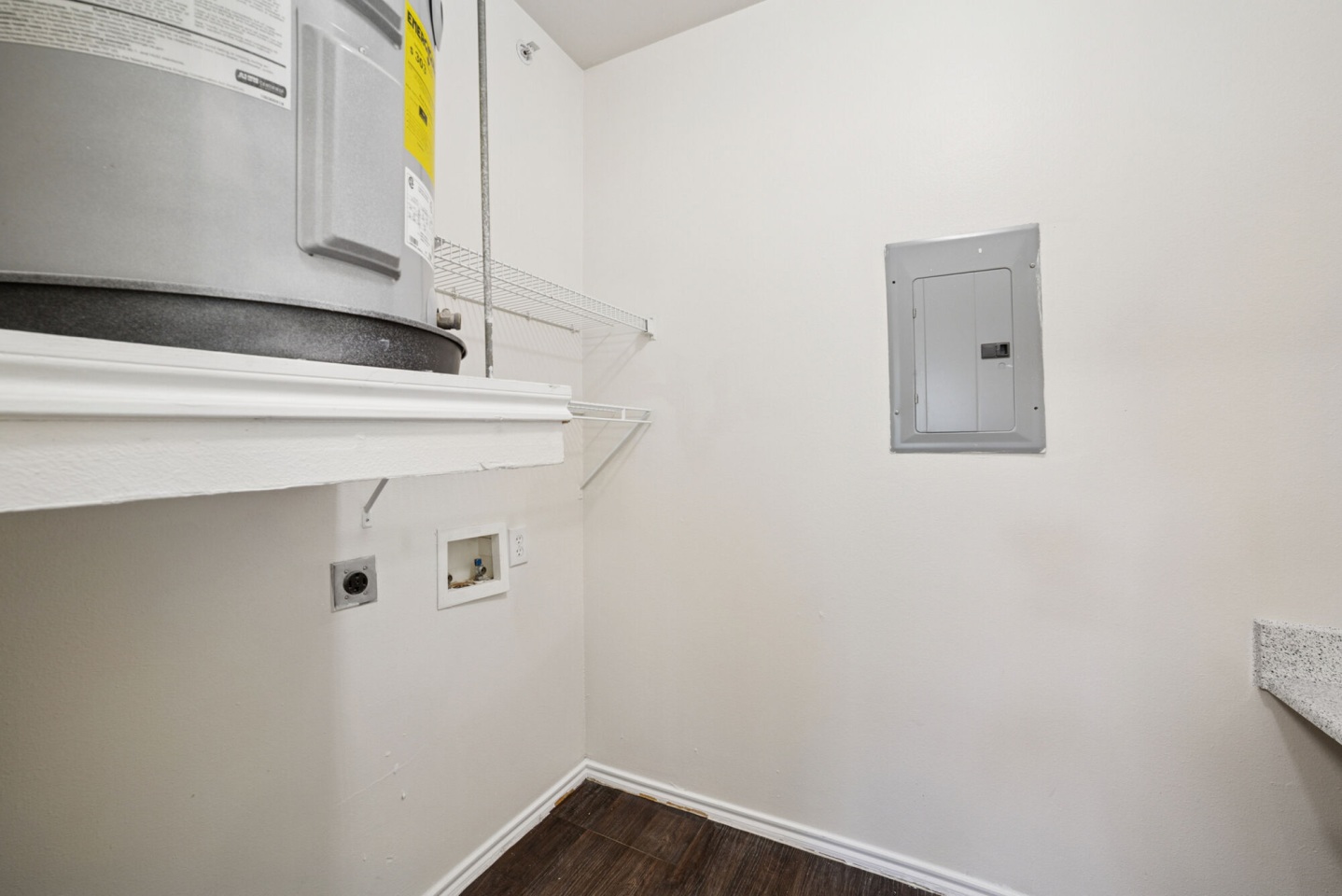 Kensington Park Apartment Homes Image 7