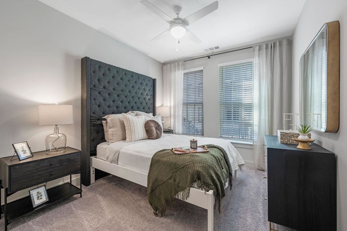 Capital Collective Luxury Apartments Image 10