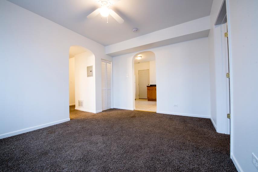 9244 S Saginaw Image 4