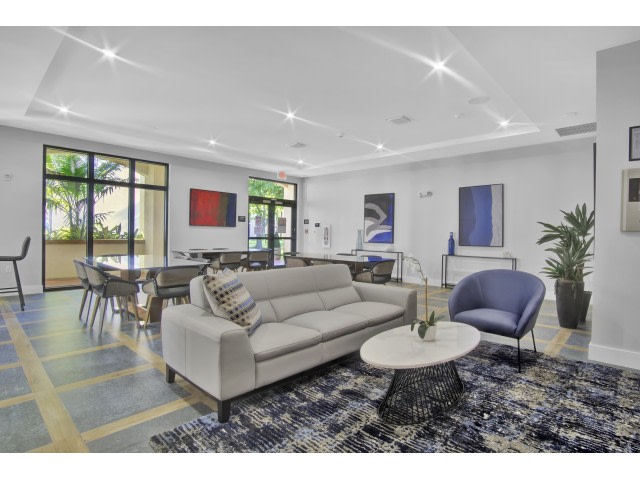 Aventura Harbor Apartments Image 19