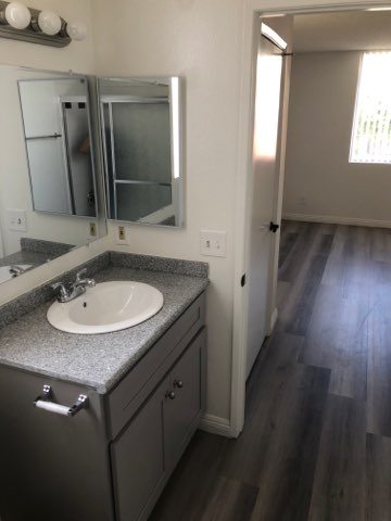 11211 Greenlawn Ave/4751 Sepulveda Blvd Image 26