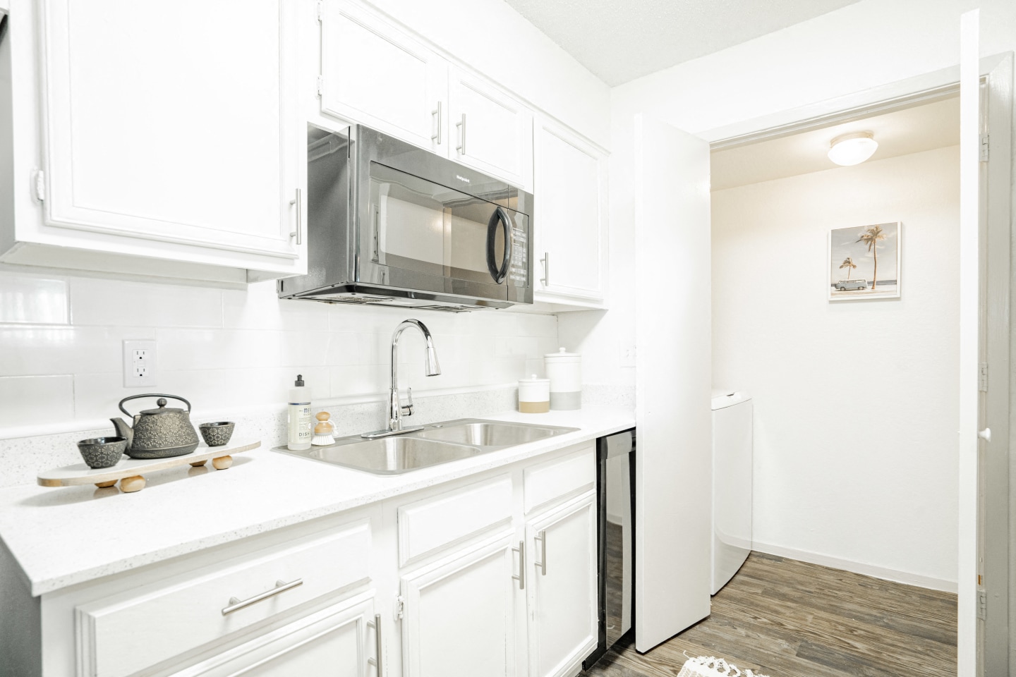 Riverwalk Apartments Image 9