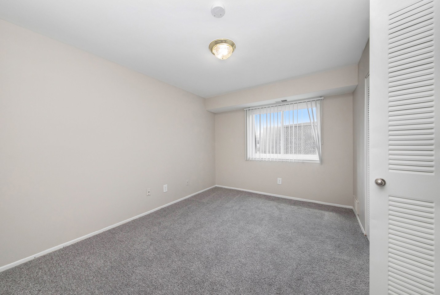 Midtown Square Apartments Image 19
