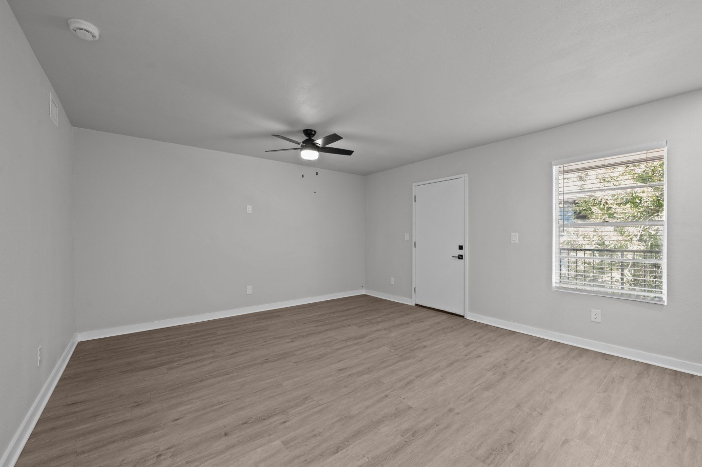 Sunset Heights Image 69