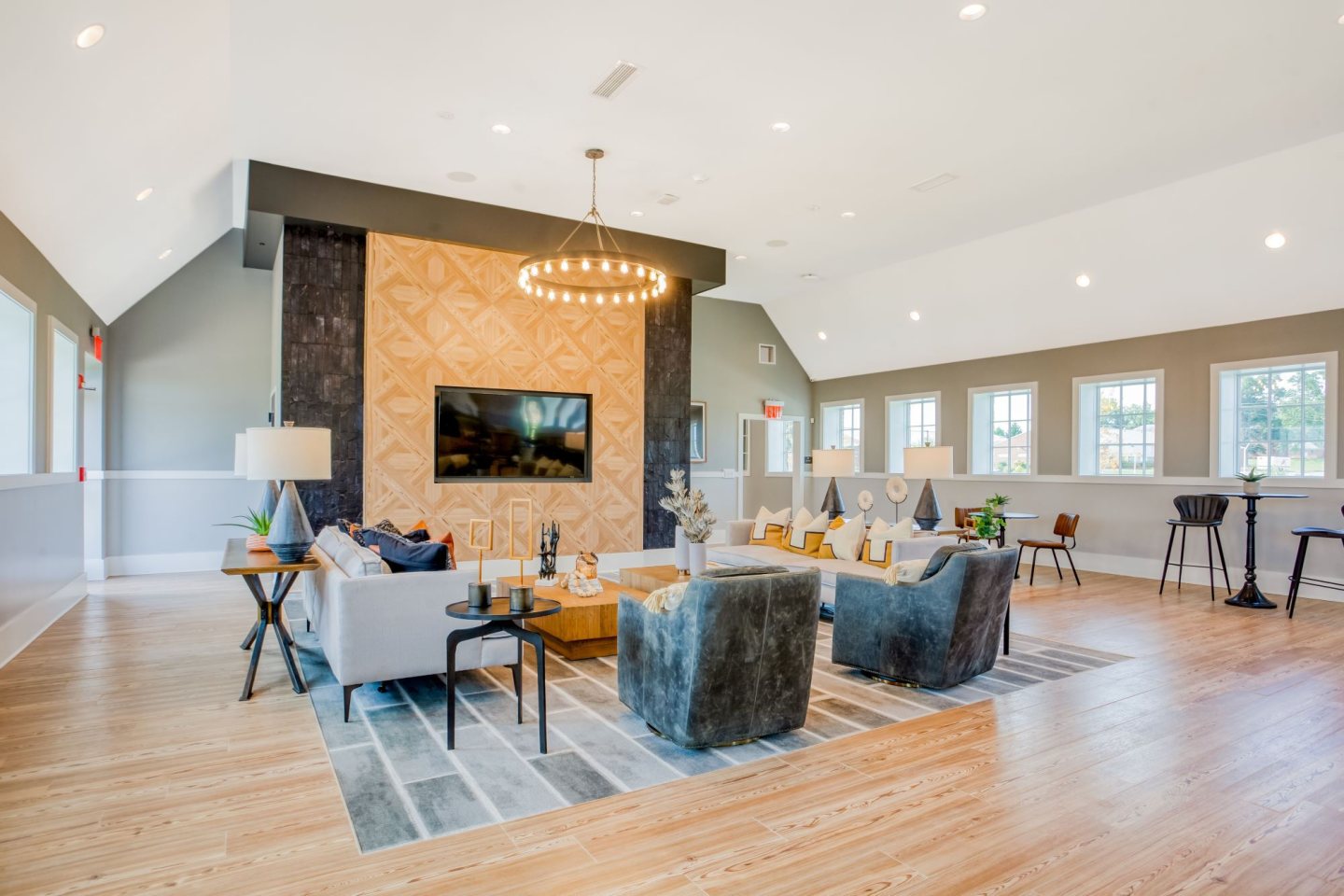 Murphy's Farm Apartments Image 20