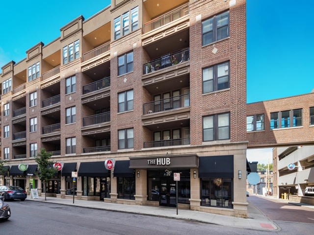 The Hub Short North Image 1