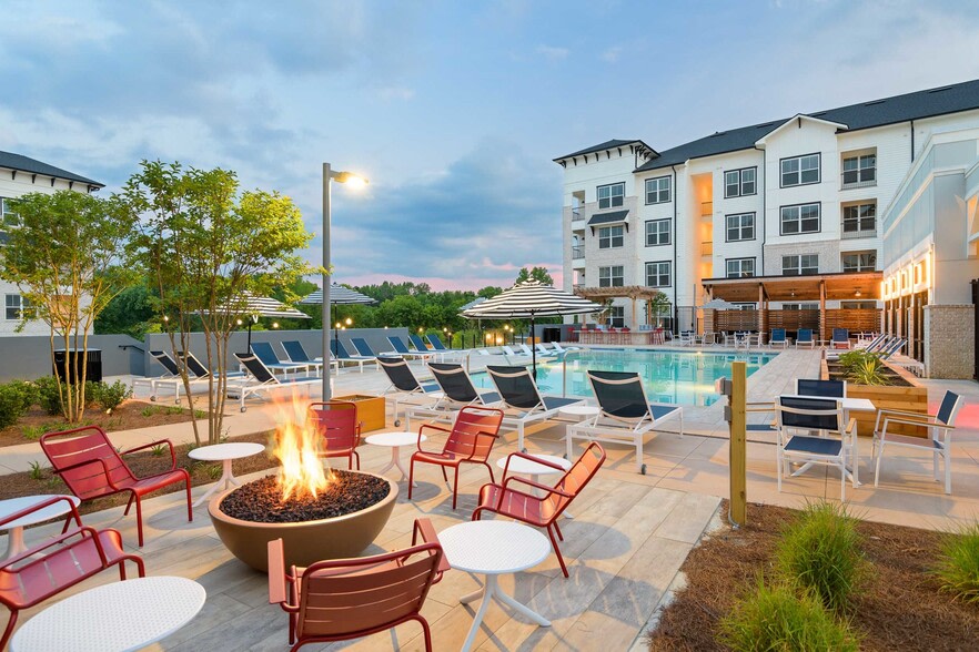 The Eddy At Riverview Landing Image 6