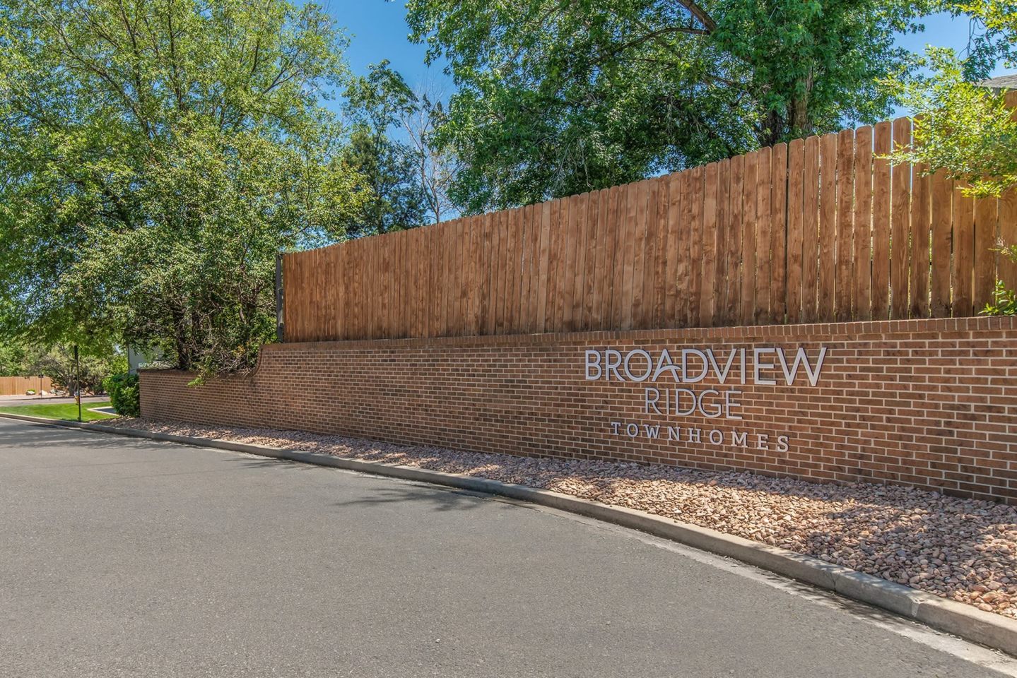 Broadview Ridge Townhomes Image 9