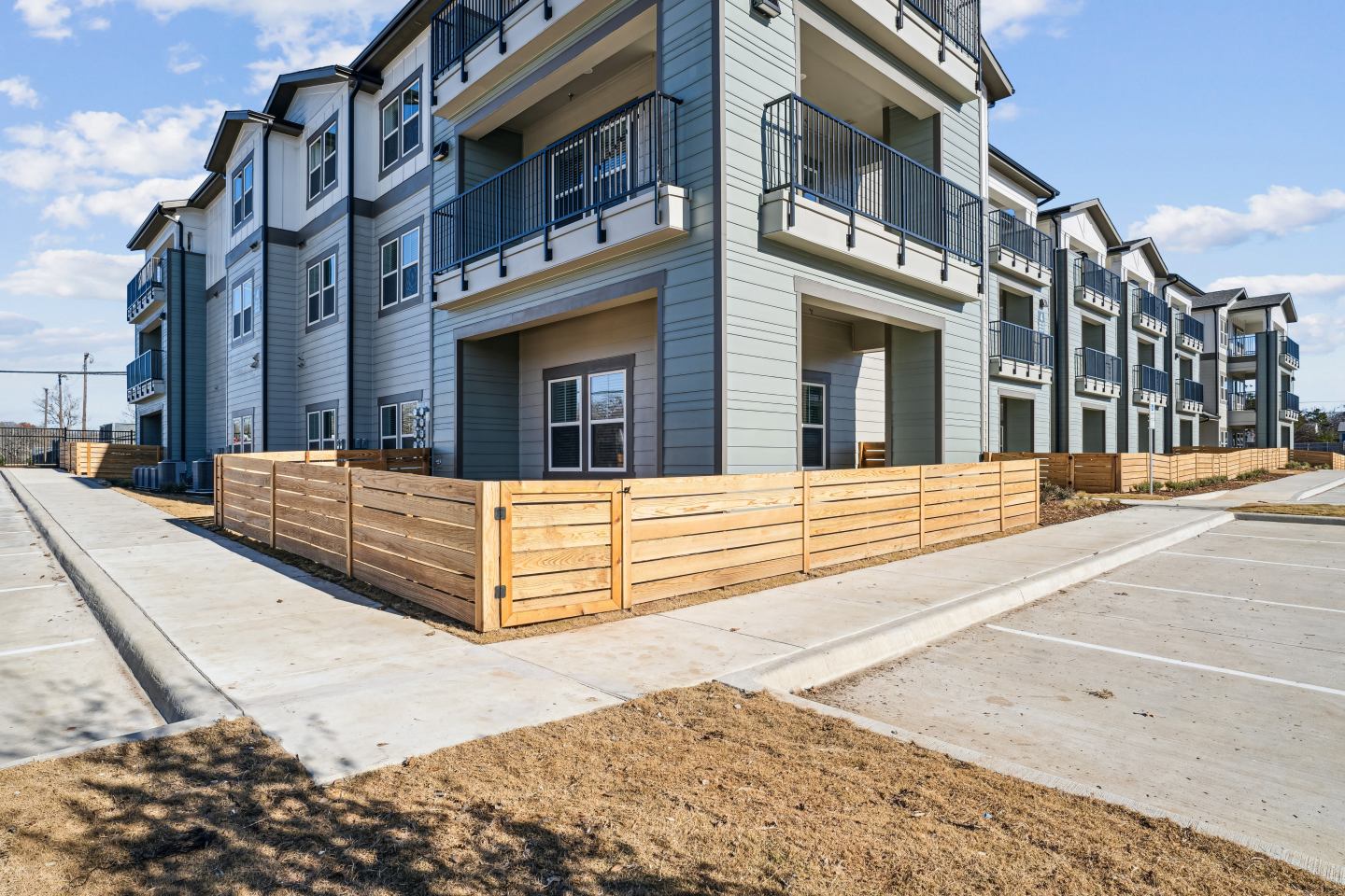 Sherman Park Village Image 16