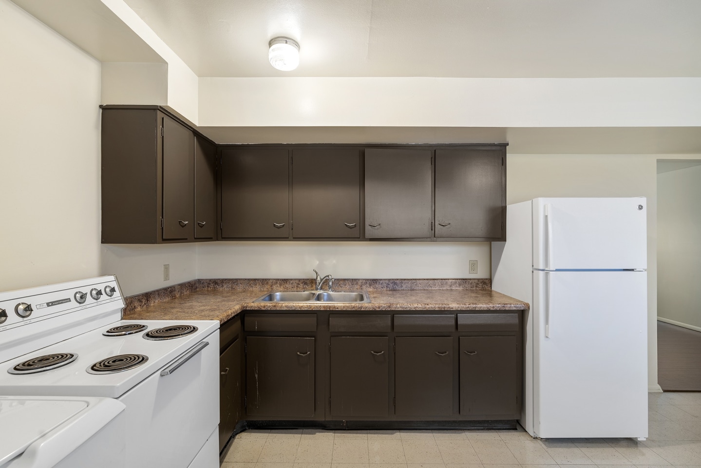 Falcon Way Townhomes Image 15
