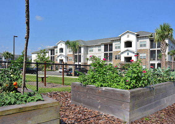 Arbours at Crown Point Image 11