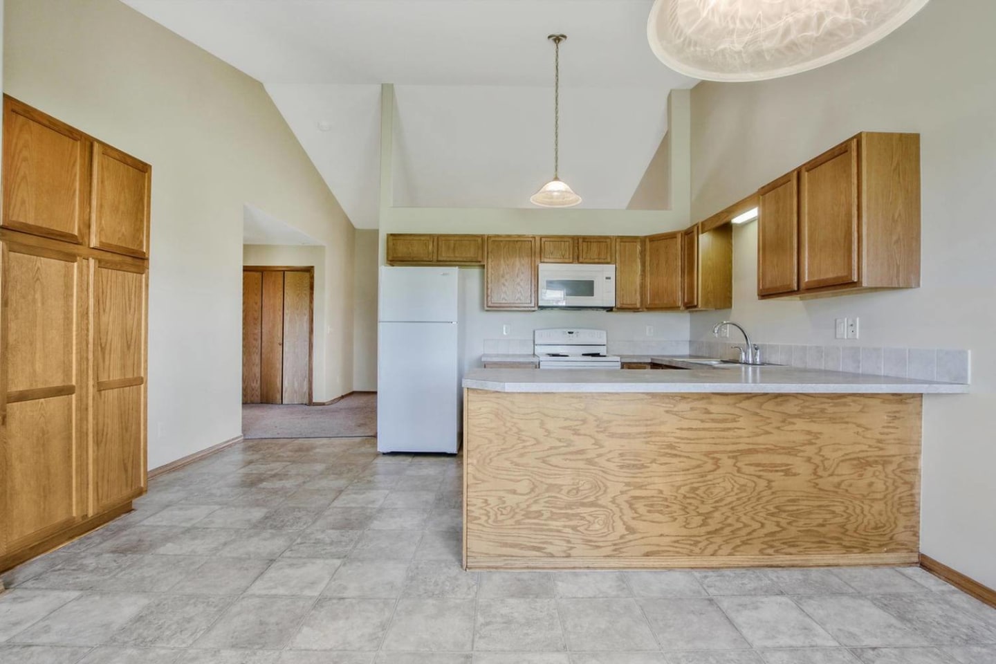 Lakeside Townhomes Image 16
